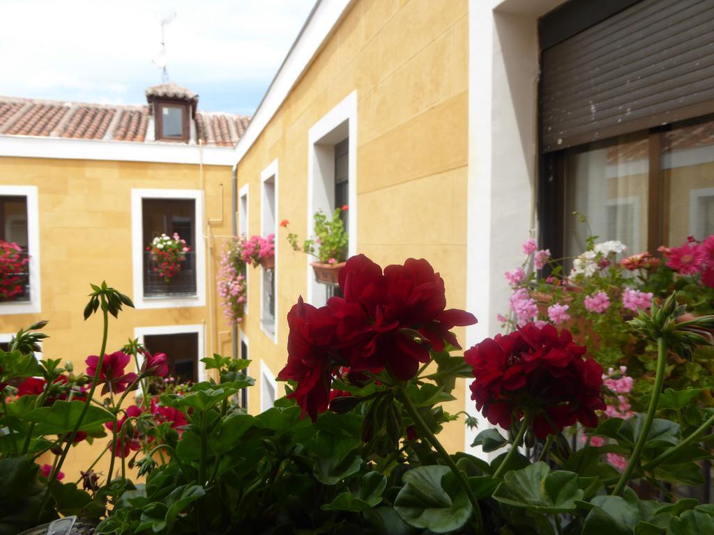 Hostal Huespedes Toledo Madrid Bagian luar foto