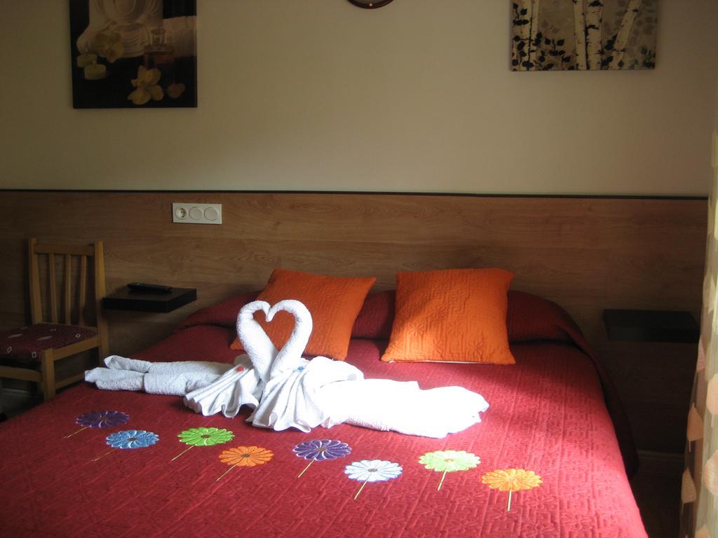 Hostal Huespedes Toledo Madrid Bagian luar foto