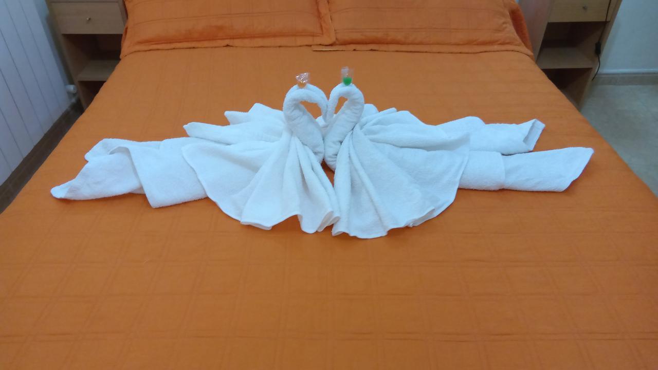 Hostal Huespedes Toledo Madrid Bagian luar foto