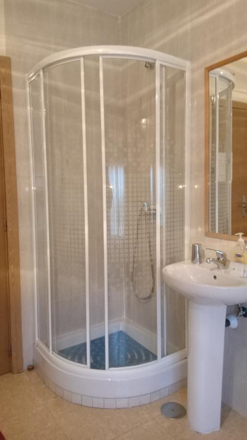 Hostal Huespedes Toledo Madrid Bagian luar foto